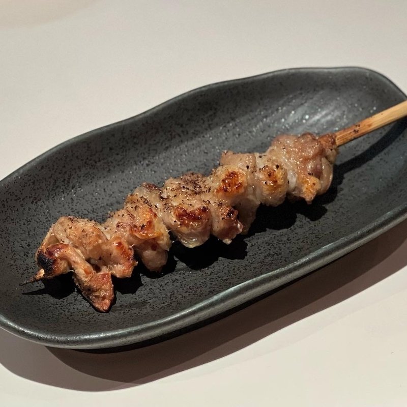 かわ(炭火焼鳥パパロク)