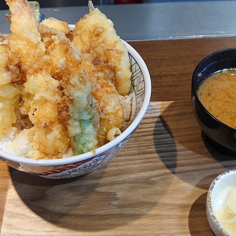 天丼　竹(丼ぶり 天晴)