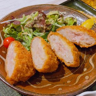 アグー豚メンチカツ定食(ガチマヤ)