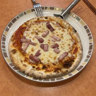 パンチェッタのピザ(サイゼリヤ イオン小牧店)