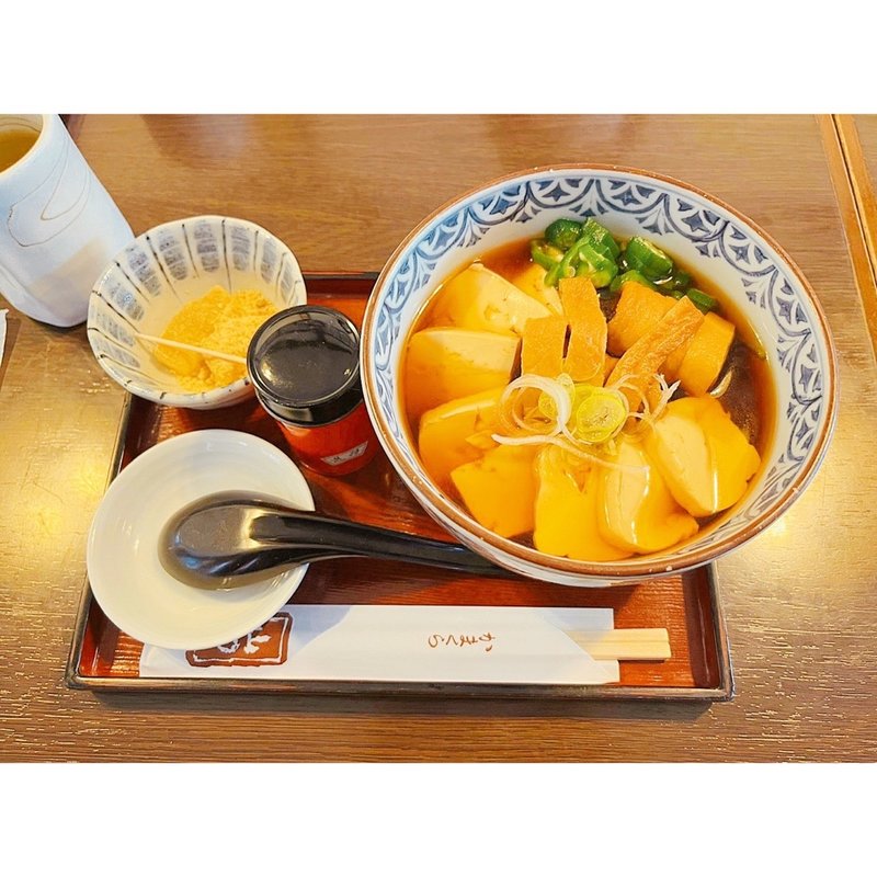 きつね豆腐そば(温)(山里 段葛店)