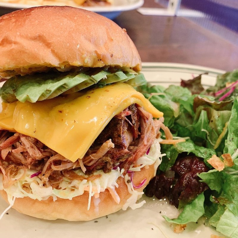 ハンバーガー (The smokeclub)