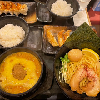 黄金つけ麺　並(ゴル麺。 横浜2号店 （ゴルメン）)