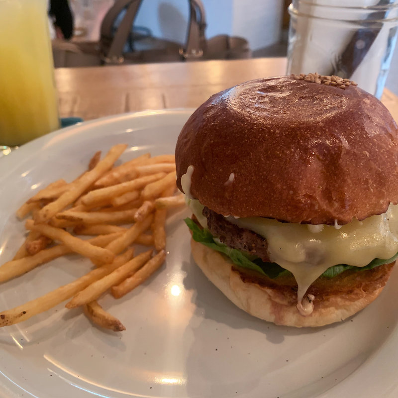 モッツァレラバーガー(L.A.GARAGE3 )