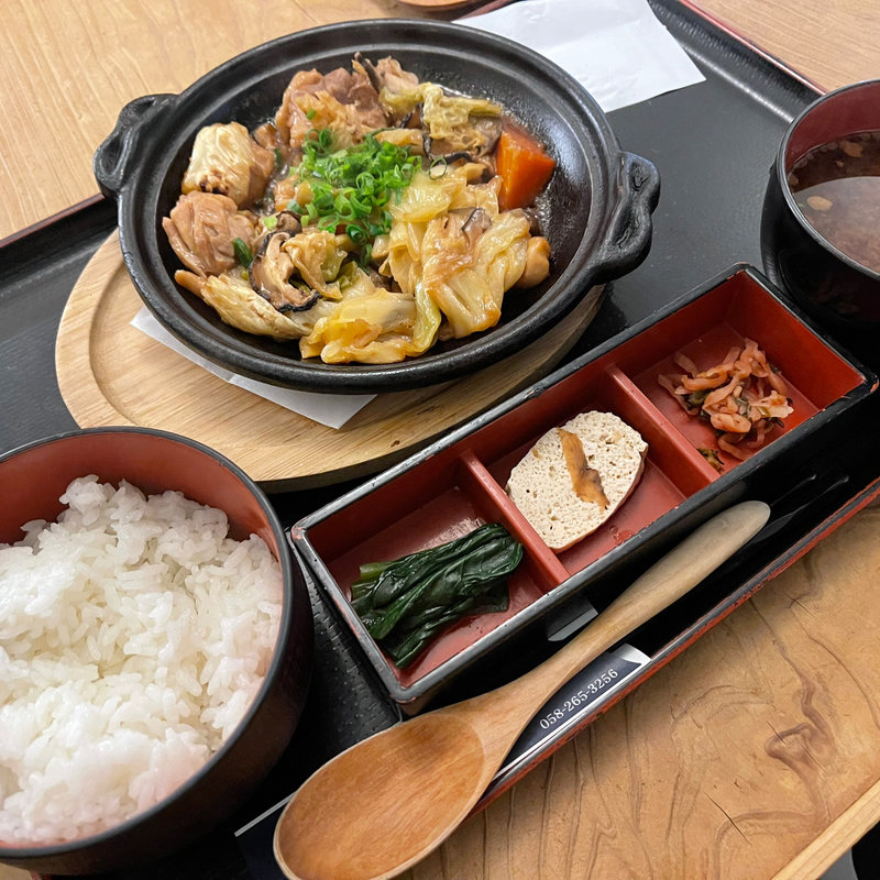 郡上けいちゃん定食(円相くらうど)