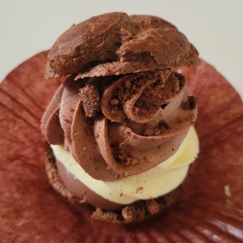 ショコラシュー(CHOCOLATERIE SANDGLASS （ショコラトリーサンドグラス）)