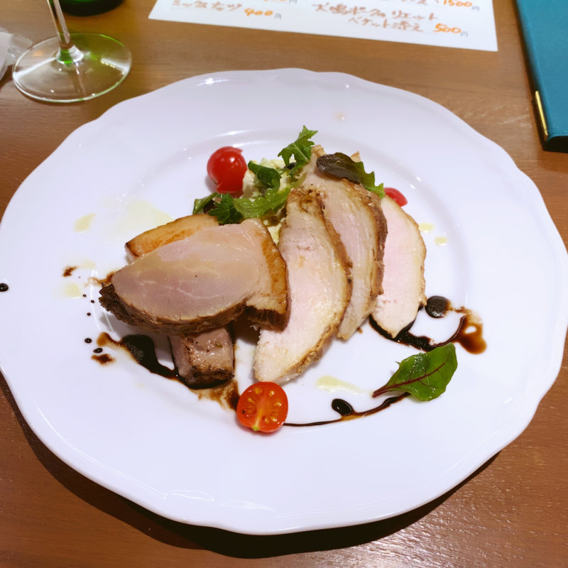 自家製ハムの盛り合わせ(little cafe)