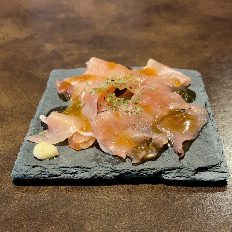 お通し(生ハム)(平成第七酒場 狐小屋 八事店)