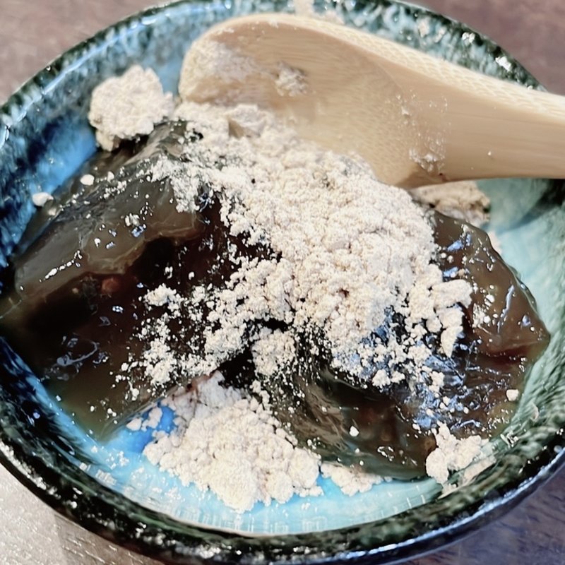 黒豆わらび餅(黒豆茶庵・北尾 錦店 （くろまめさあん きたお）)