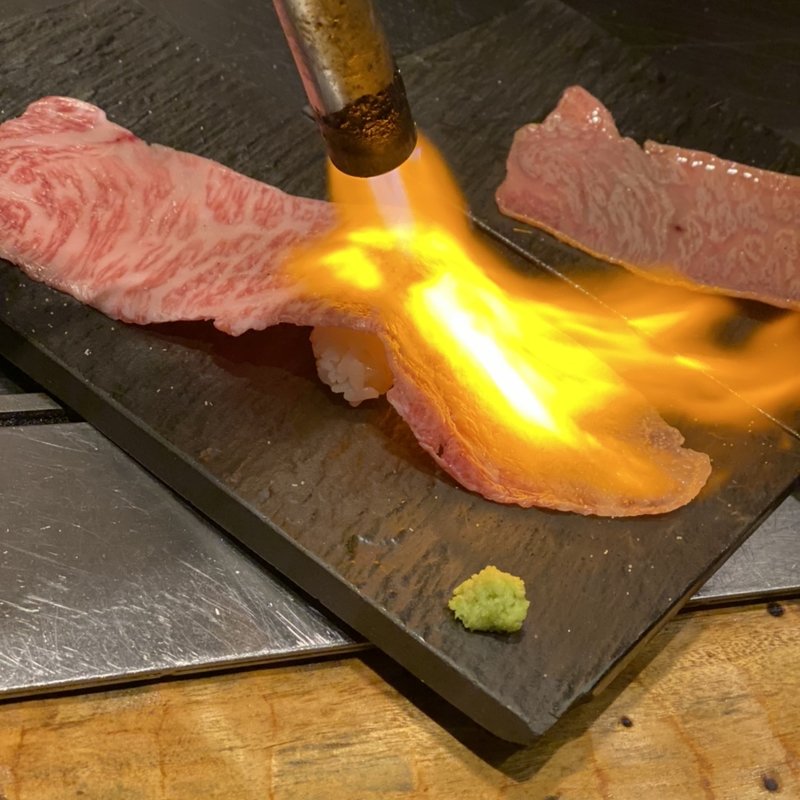 (ニュー松坂 梅田32番街店)