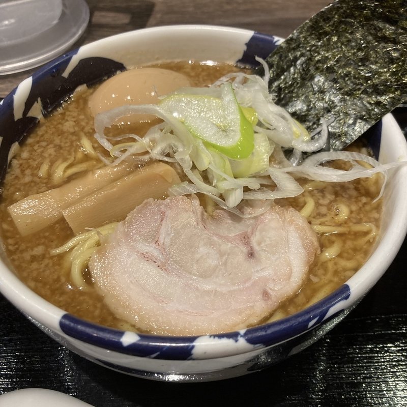 節骨らー麺(節骨麺たいぞう池袋総本店)