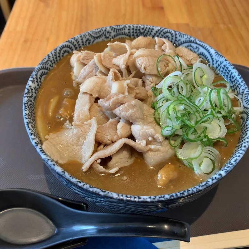 肉カレーうどん(うどんダイニング　うずまき)