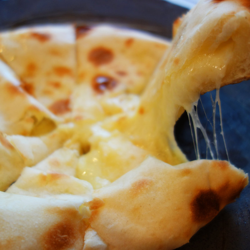 チーズナン(古々地庵)