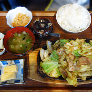 辛味噌鉄板定食(豚肉)(今泉キッチン)