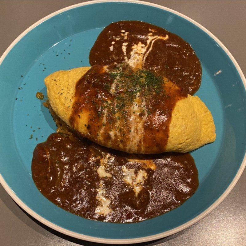 誘惑のオムハヤシ(カフェズ　キッチン　オン　ザ　テーブル)