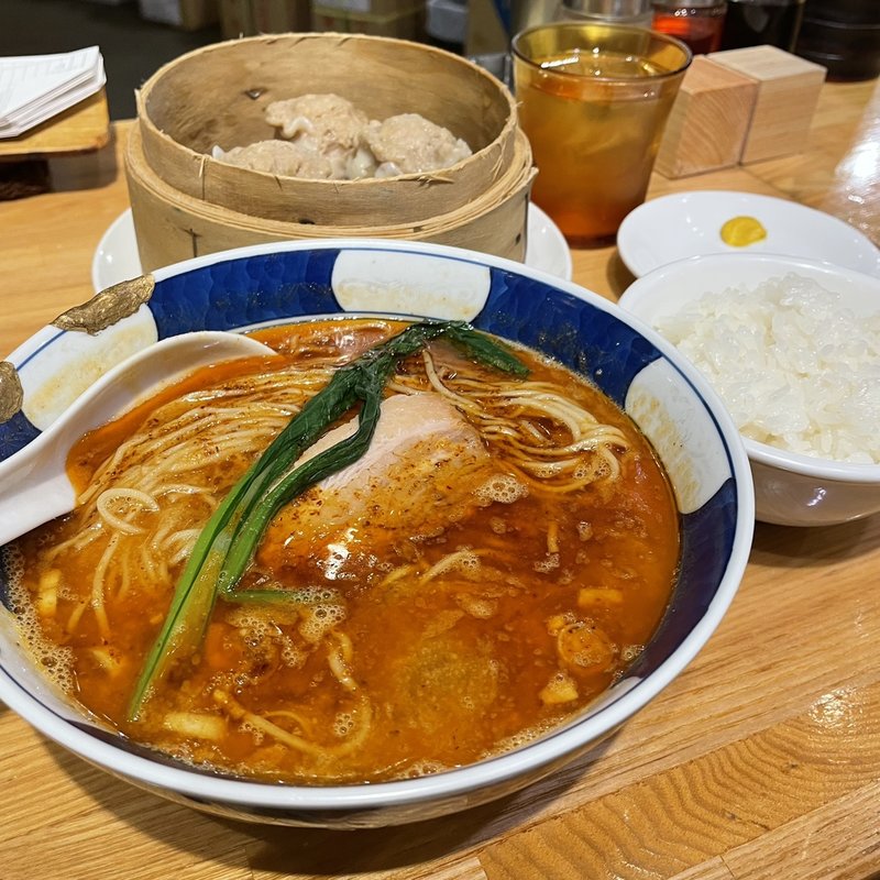 担々麺＋焼売3個(支那麺 はしご 赤坂店 （しなめんはしご）)