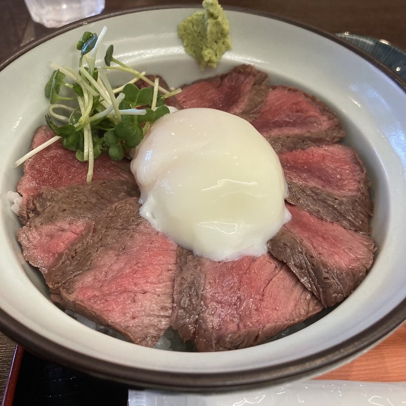 うちのあか牛丼(くまもと和ぎゅう　まつおか)