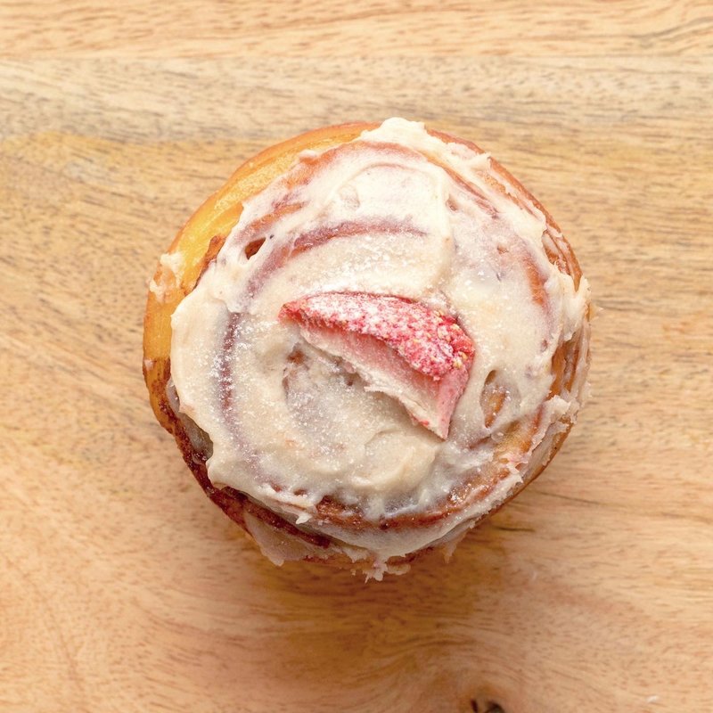 いちごみるく(シナモンロール専門店 代官山UZU)