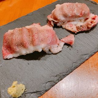 炙りコウネ寿司(大衆肉酒場いしい)