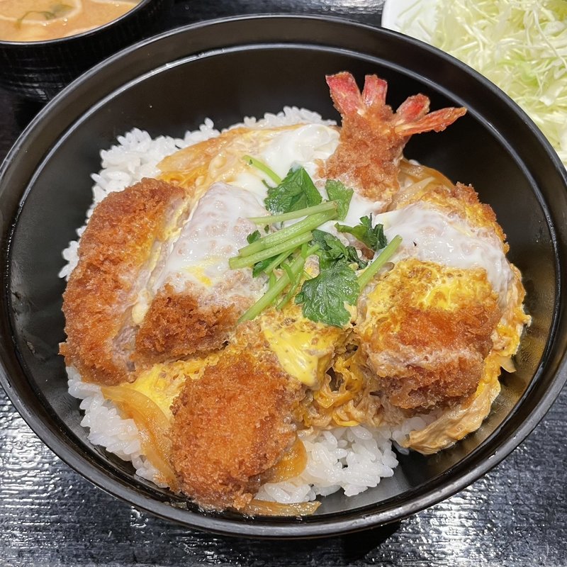 お好み丼（ヒレかつ、エビフライ、エビクリームコロッケ）(とんかつ まい泉 イオンレイクタウンmori店)