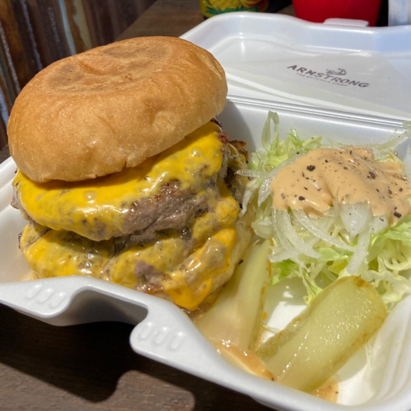 Wコンボチーズバーガー(アームストロング精肉店)