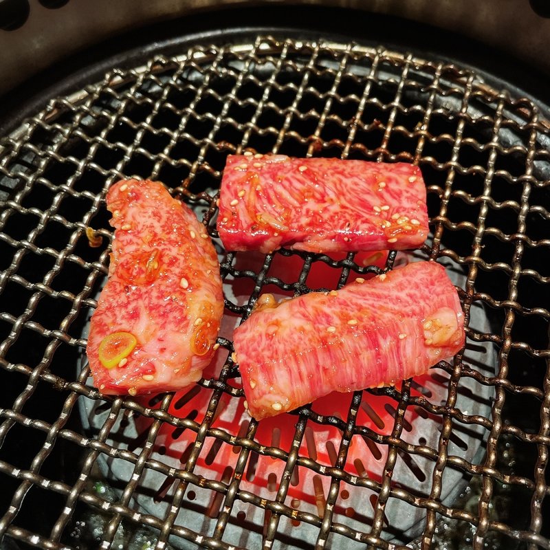 カルビ(翠苑かえん坊 （【旧店名：花炎坊】）)