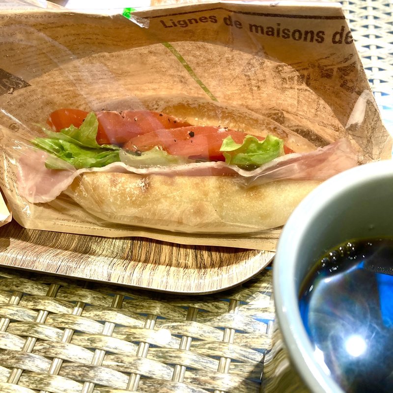 BLT(アールベイカー東香里(R Baker))