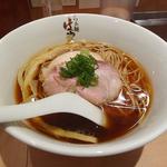 醤油らぁ麺(らぁ麺 はやし田 道頓堀店)