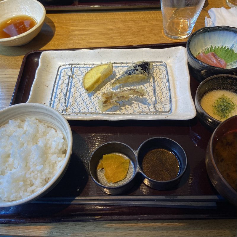 八寸定食(八寸)