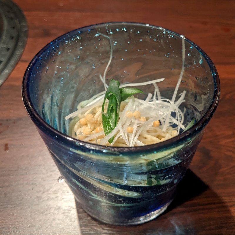 食感を食べる海苔冷麺(銀座焼肉 にく﨑)