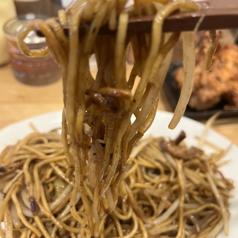 両面焼そば(あぺたいと 上北沢店)