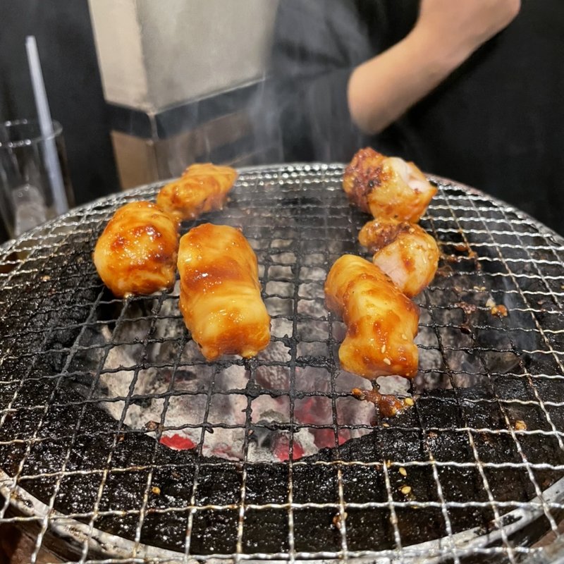 マルチョウ(炭火焼肉ホルモン みなみ)