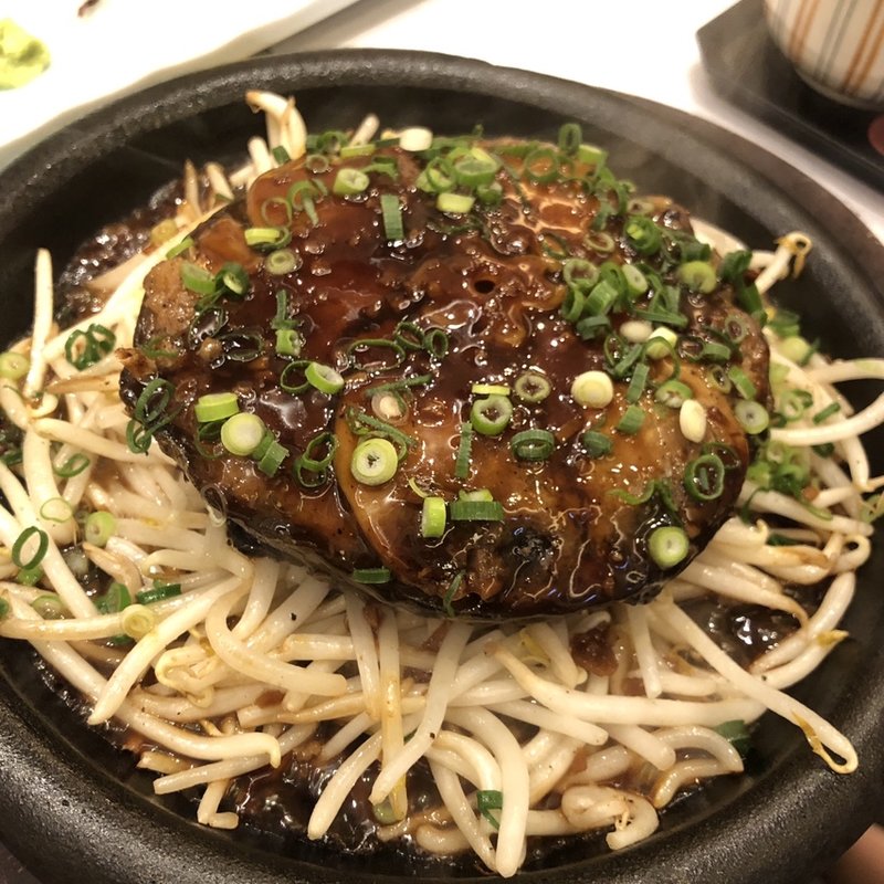 鮪のテールステーキ(すし・旬彩　鷹の羽 新橋店 （たかのは）)