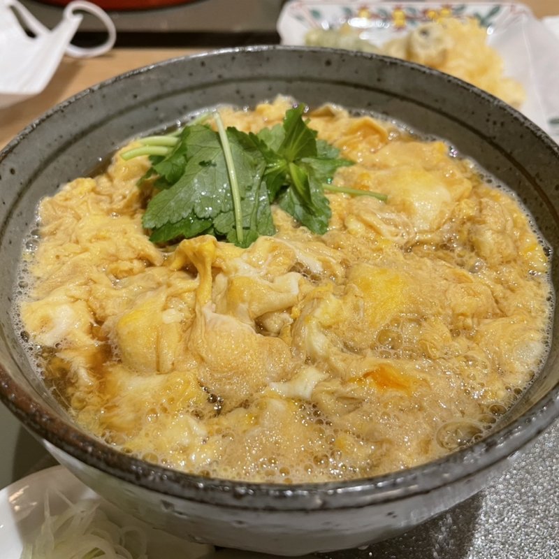 玉子とじ(手打ち蕎麦 柳ばし長寿庵)