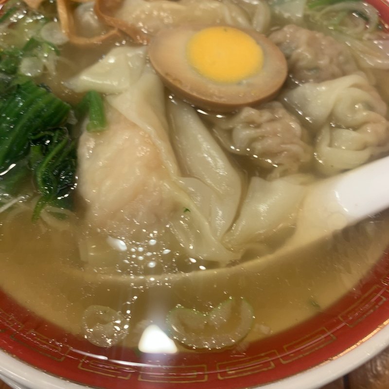 ワンタンメン(広州市場 中目黒店)