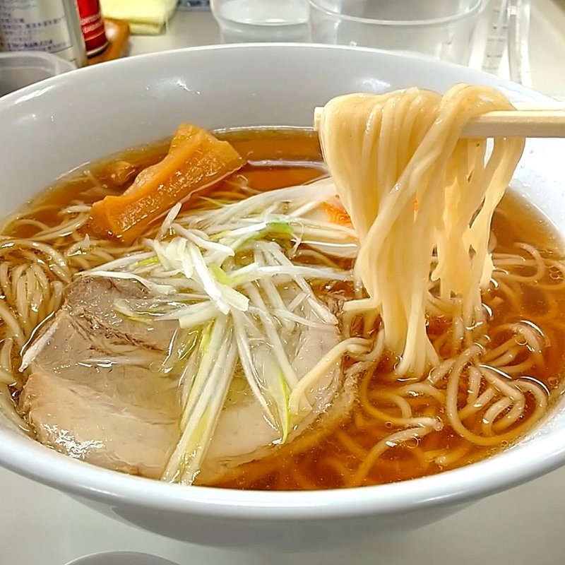 しょうゆラーメン(宇都宮餃子 豚嘻嘻(とんきっき) 上河内SA下り

)