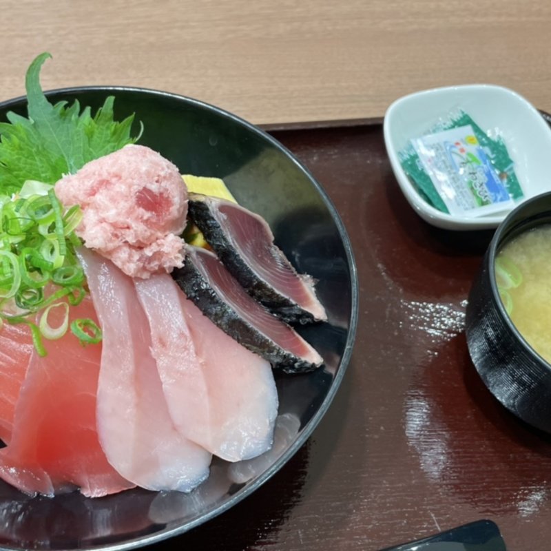 駿河 焼津丸特選丼(焼津丸 新東名高速道路　静岡サービスエリア上り )