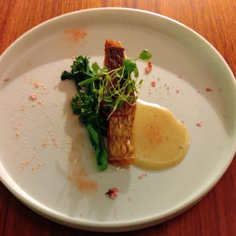 真鯛のポアレ(SHIROIYA the LOUNGE)