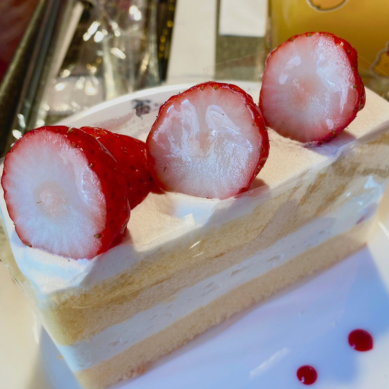 ケーキセット(ケーニヒスクローネ くまポチ邸)