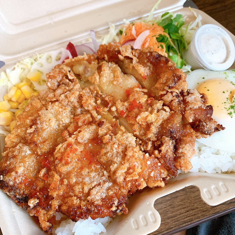 スパイシー唐揚げ弁当(おべんとうキッチン)