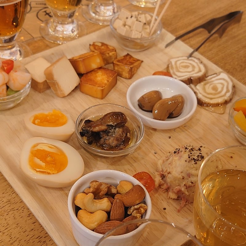 ガツンと肉以外燻製盛り合わせ(1983)