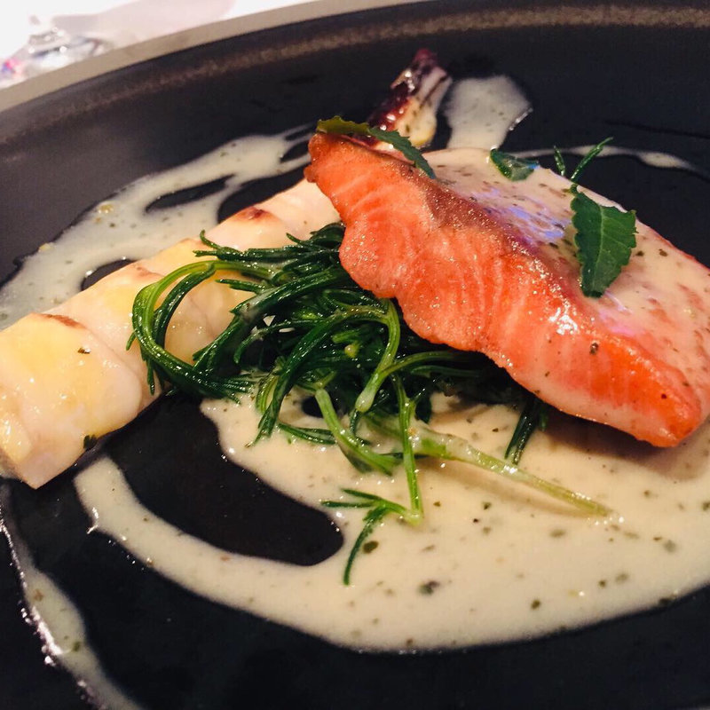 ポワソン(モダンフレンチ ディアマンルージュ)