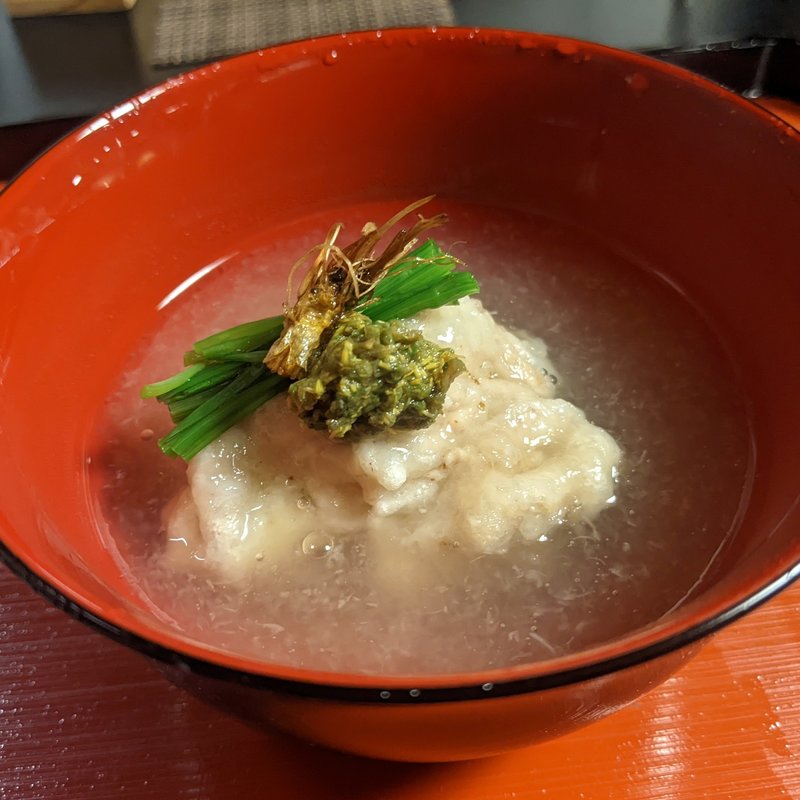 タラ白子天ぷら、源助大根みぞれ仕立て(御料理 貴船 （キフネ）)