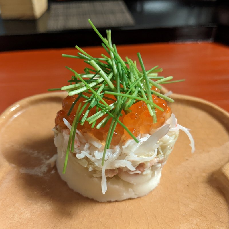 百合根・ズワイガニ・イクラのサラダ仕立て(御料理 貴船 （キフネ）)