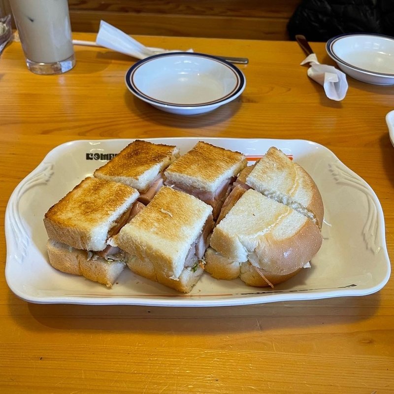 あみ焼きチキンホットサンド(コメダ珈琲店 横浜中田店)