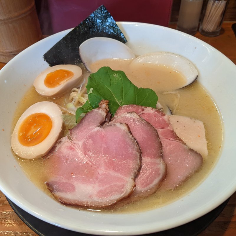 ハマグリ白味噌ラーメン(自然派ラーメン 神楽 )