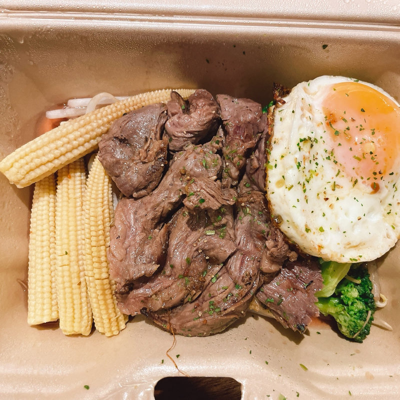 熟成牛ハラミステーキ(マッスルファクトリー神保町)