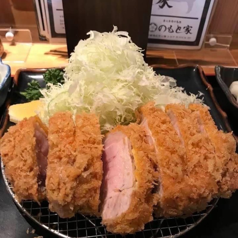 特選ロースかつ定食(とんかつ いわい)