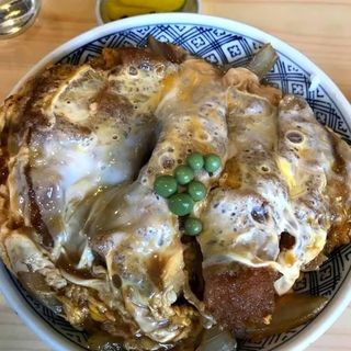 戸部駅周辺で食べられる人気カツ丼best6 Sarah サラ 戸部駅周辺で食べられる人気カツ丼best6 Sarah サラ