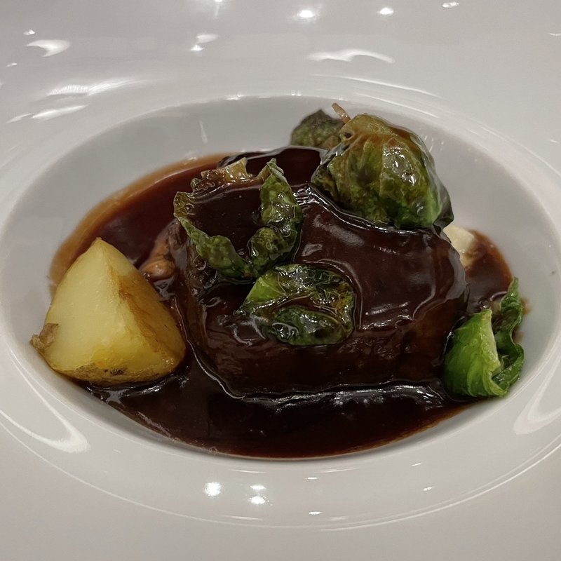 黒毛和牛ホホ肉の赤ワイン煮込み(ブラッスリー・レカン)